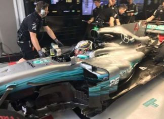 Льюис Хэмилтон: Я не понимаю, откуда взялась скорость у Ferrari