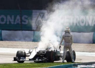 Тимо Глок: Один технический сбой у Хэмилтона, и Феттель вернется в сражение за титул