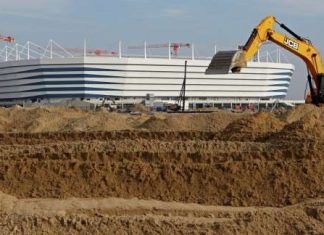 Колобков: Минспорт мониторит ситуацию с грунтом на стадионе в Калининграде