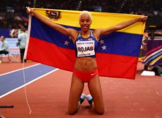 Рохас стала чемпионкой мира в тройном прыжке, Уолш выиграл золото в толкании ядра