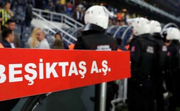 Восемь фанатов задержаны после беспорядков во время матча 1/2 финала Кубка Турции