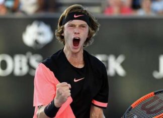 Российский теннисист Рублев: надеюсь вернуться на корт к травяному сезону