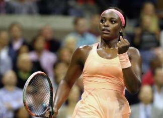 Стивенс победила Стрыцову в первом круге турнира в Риме