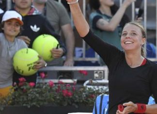 Контавейт победила Возняцки в четвертьфинале турнира в Риме