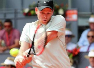 Эдмунд обыграл Джоковича на турнире в Мадриде