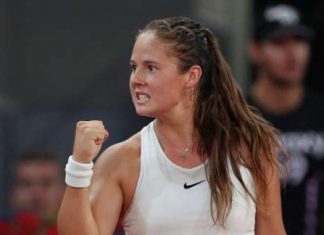 Касаткина вышла во второй круг теннисного турнира в Риме