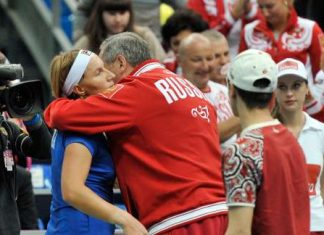 Сенсации в смене теннисисткой Кузнецовой тренера нет, считает Тарпищев