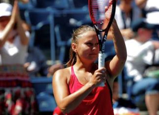 Родина вышла во второй круг турнира в Гштаде