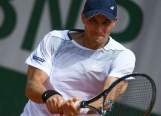 Россиянин Донской вышел в четвертьфинал турнира в Хорватии