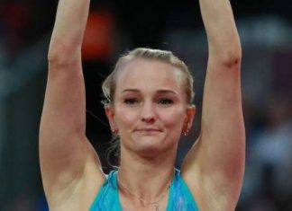 Муллина завоевала золото чемпионата России в прыжках с шестом